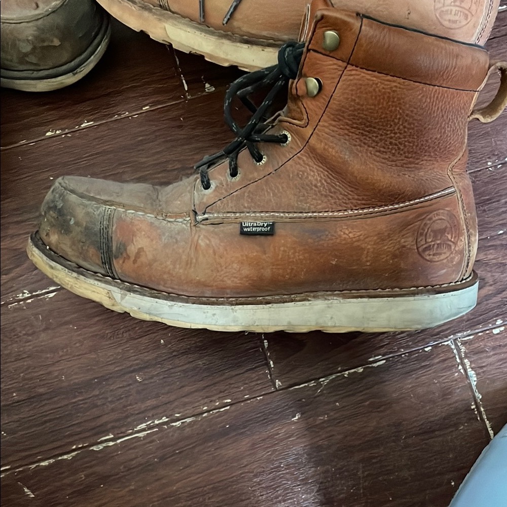 Brown Leather High-Top Work Boots with Reinforced Toe REDWINGS